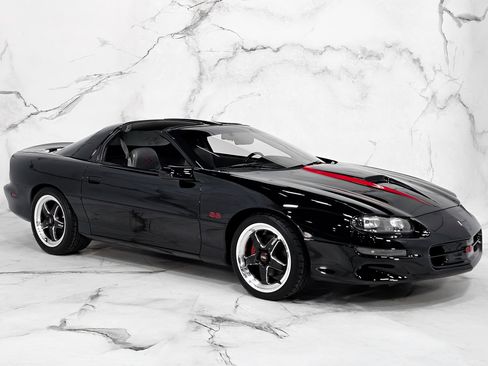Used 1999 Chevrolet Camaro Z28 w/ SS Performance/Appearance Pkg image 2