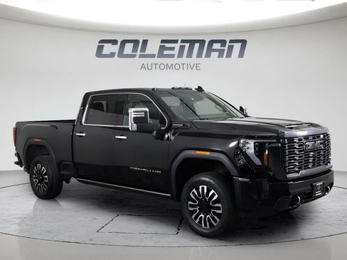 Used 2024 GMC Sierra 3500 Denali Ultimate image 65