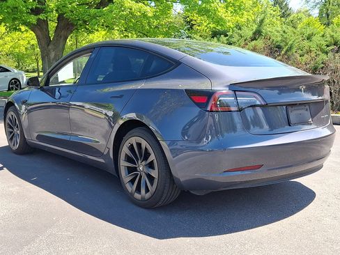 Used 2023 Tesla Model 3 Long Range AWD/4WD image 4