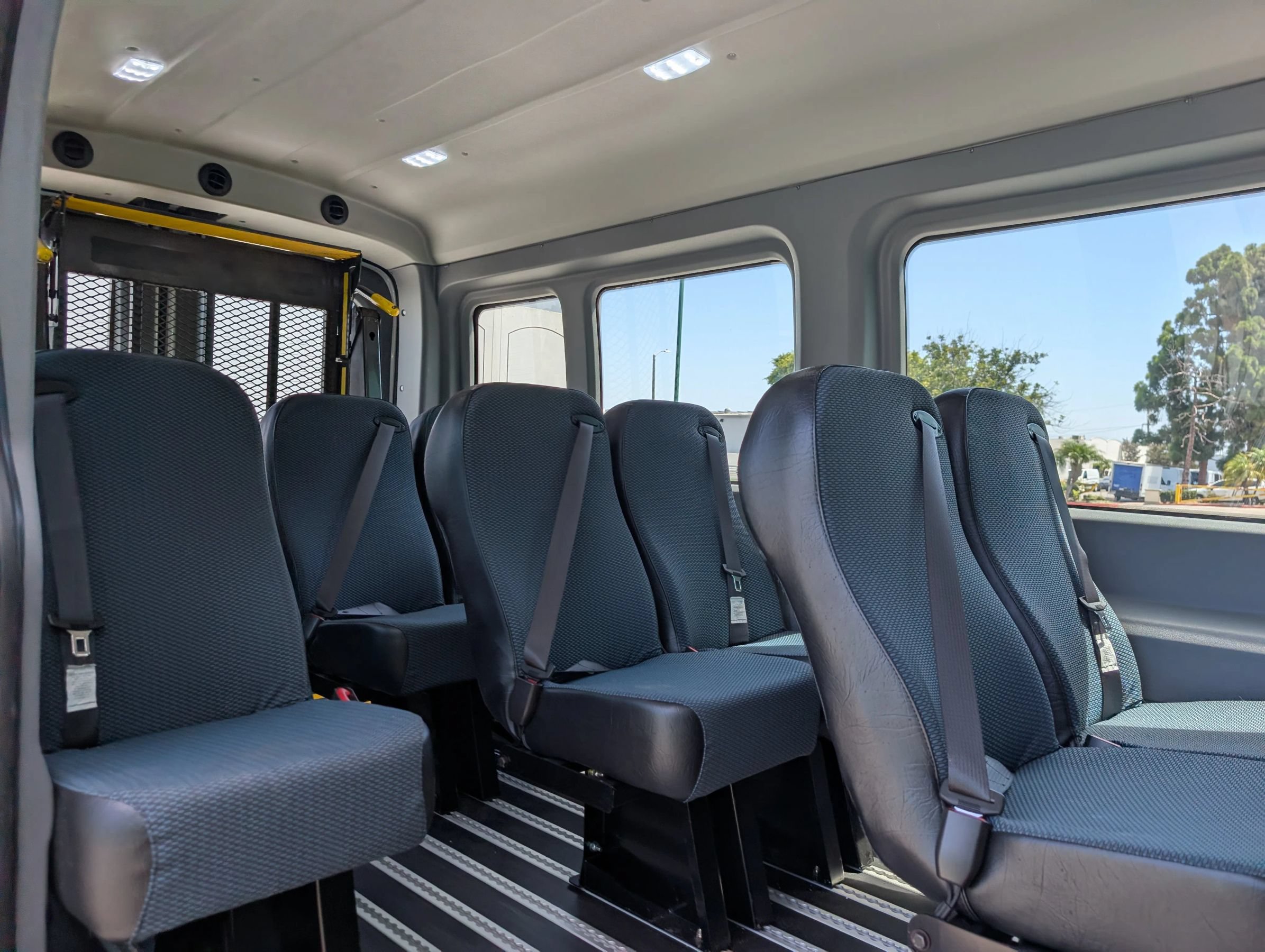 Used 2023 Ford E-Transit Medium Roof RWD image 21