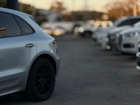 Used 2016 Mercedes-Benz S 550 4MATIC Coupe image 11