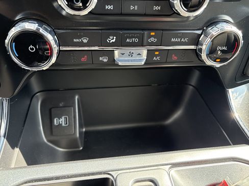 Used 2022 Ford F150 XLT w/ Equipment Group 302A High image 30