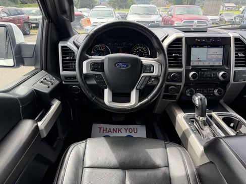 Used 2018 Ford F150 Lariat w/ Equipment Group 502A Luxury AWD/4WD image 14