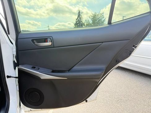 Used 2019 Lexus IS 300 F Sport w/ F Sport Package RWD image 23
