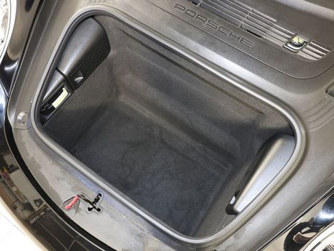 Used 2018 Porsche 911 Carrera S image 18