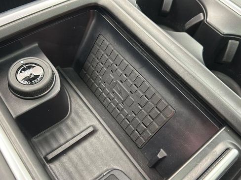 Used 2025 Ford Expedition Active AWD/4WD image 22