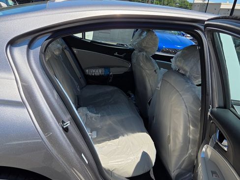 New 2026 Genesis G70 2.5T RWD image 15