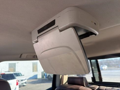 Used 2018 Chevrolet Silverado 1500 High Country image 73