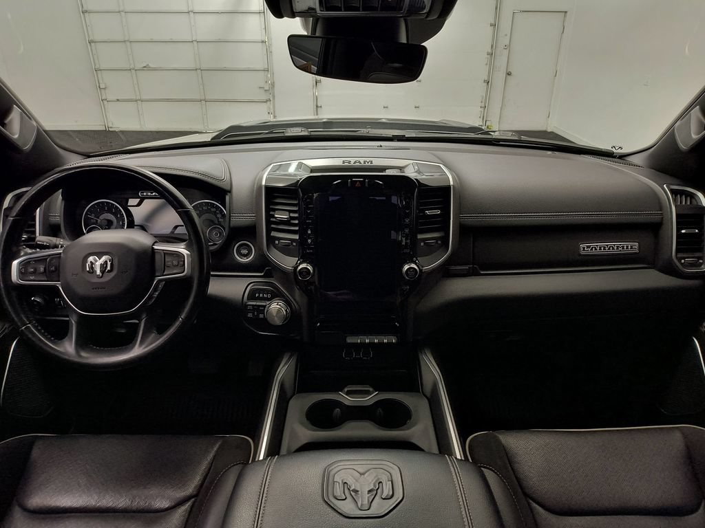 Used 2021 RAM 1500 Laramie w/ Sport Appearance Package AWD/4WD image 13