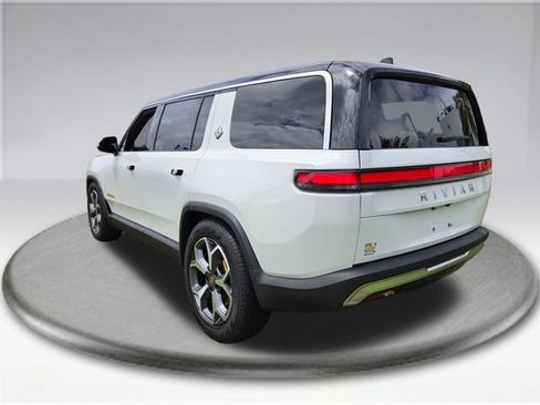 Used 2023 Rivian R1S Adventure AWD/4WD image 14