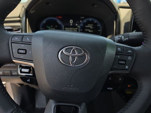 New 2026 Toyota Camry XSE AWD/4WD image 26