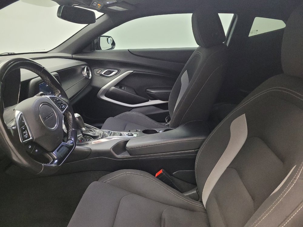 Used 2019 Chevrolet Camaro LT RWD image 17