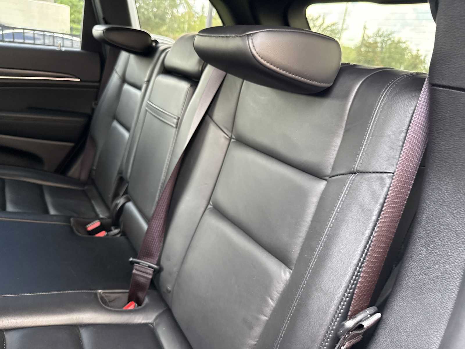 Used 2020 Jeep Grand Cherokee Limited RWD image 16
