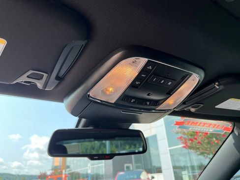 Used 2023 Dodge Charger R/T w/ Plus Group RWD image 10