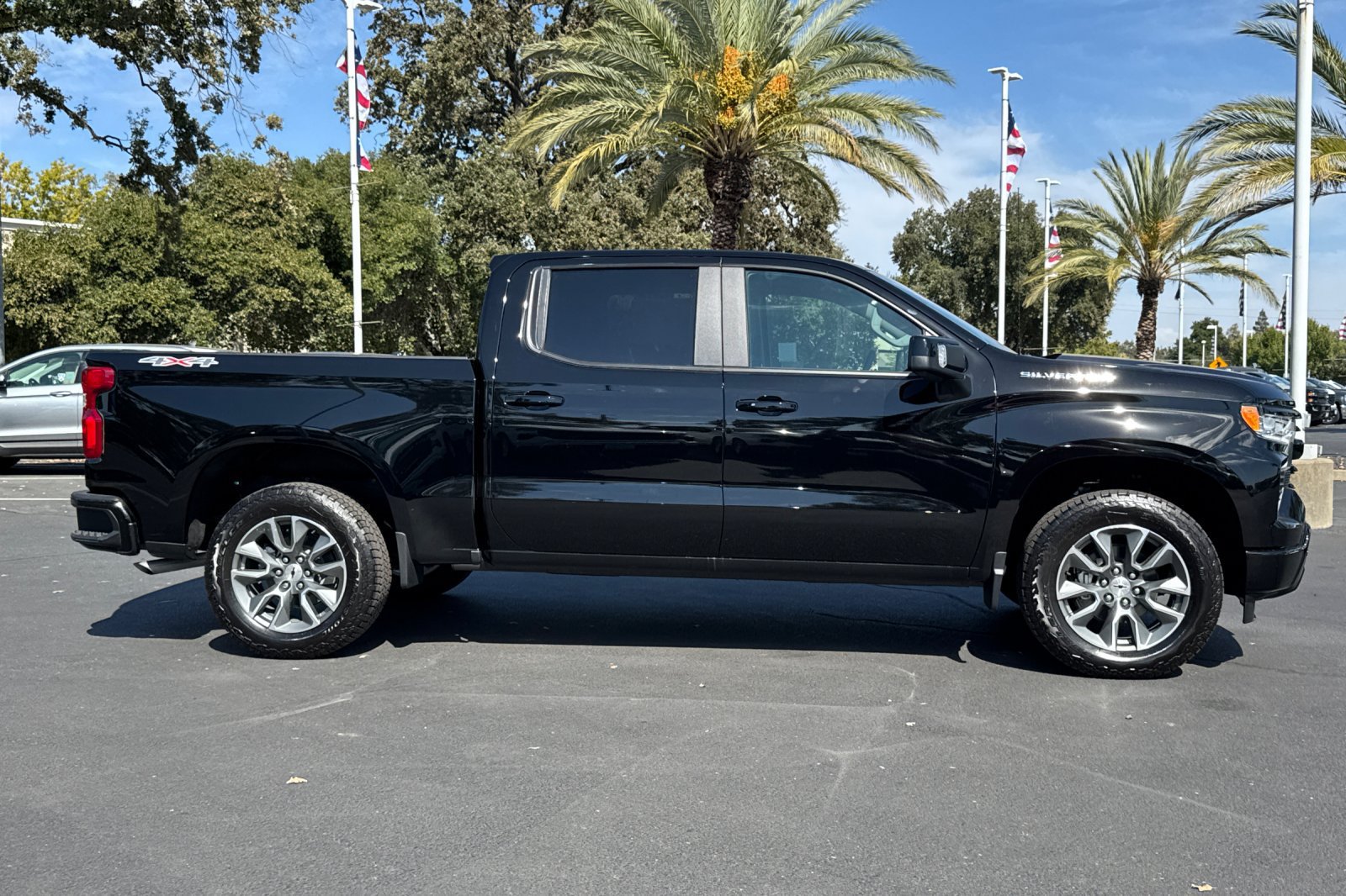 New 2026 Chevrolet Silverado 1500 RST w/ Safety Package AWD/4WD image 2