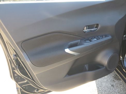 Certified 2023 Nissan Kicks SV image 15