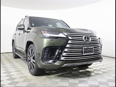 Used 2022 Lexus LX 600 4WD w/ Accessory Package (P3) image 1
