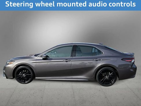 Used 2023 Toyota Camry XSE image 7