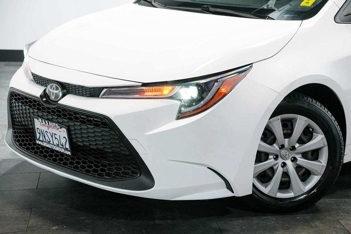 Used 2022 Toyota Corolla LE FWD image 10