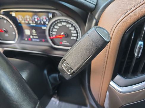 Used 2020 Chevrolet Silverado 2500 High Country image 19