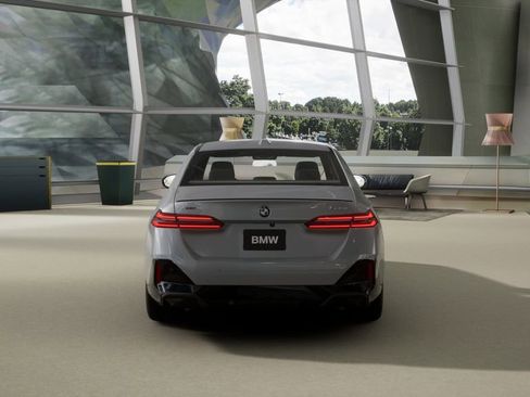 New 2026 BMW 540i xDrive w/ M Sport Package image 5