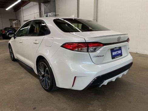 Used 2020 Toyota Corolla SE w/ Carpet Mat Package (TMS) FWD image 3