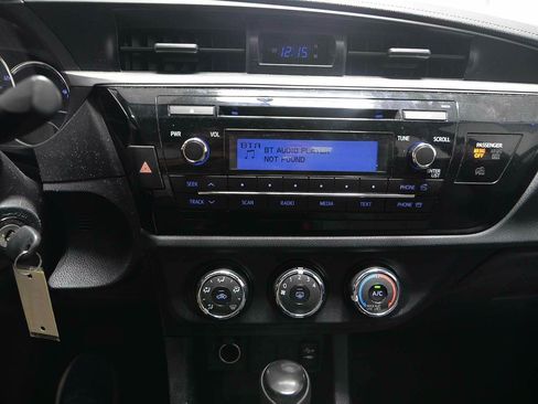 Used 2014 Toyota Corolla L FWD image 14