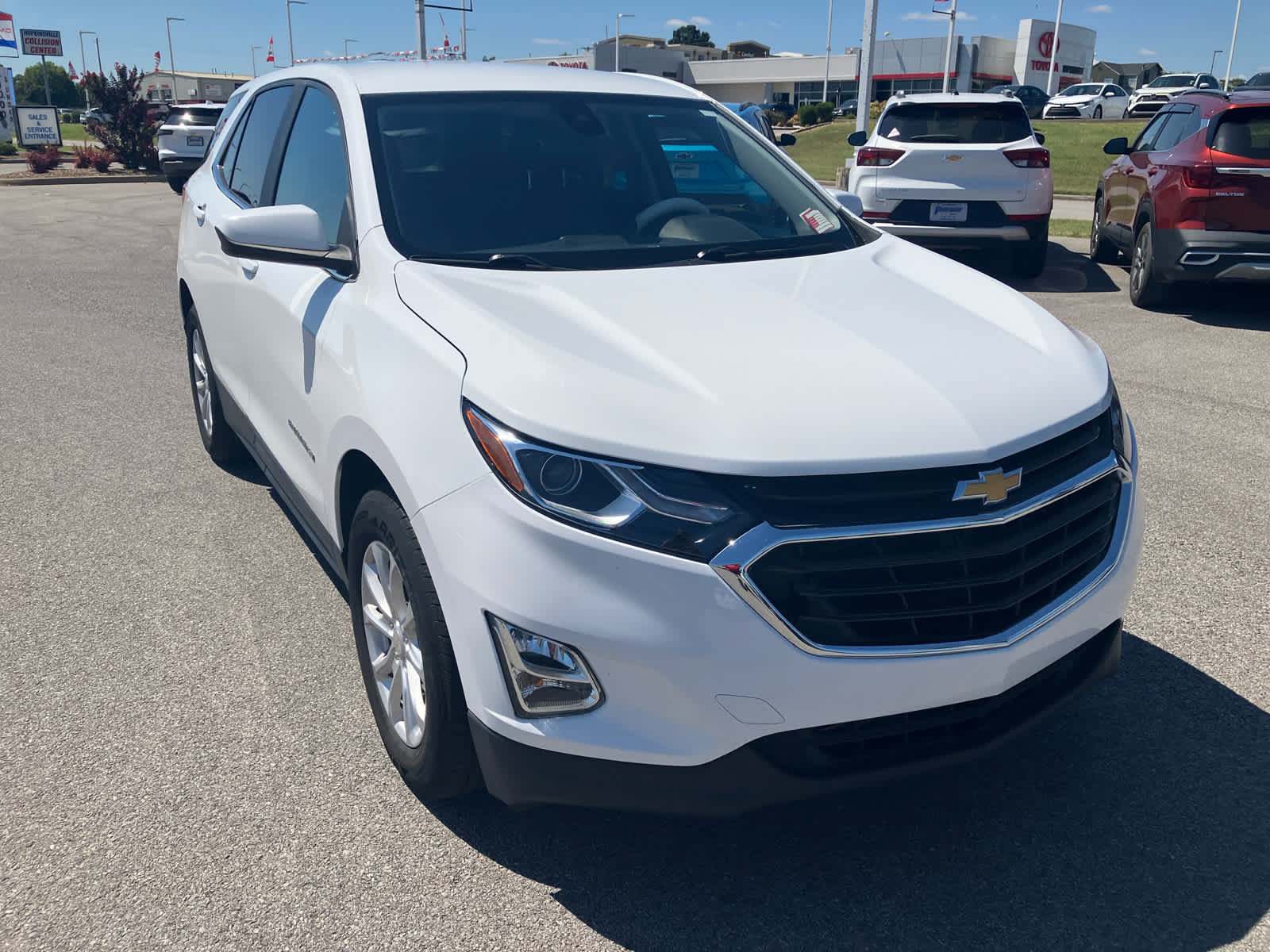 Used 2021 Chevrolet Equinox LT FWD image 1