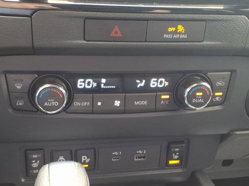Used 2022 Nissan Frontier SV AWD/4WD image 23