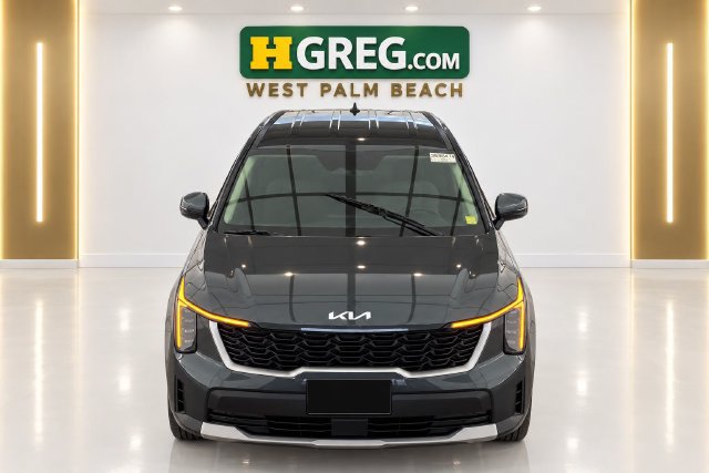 Used 2024 Kia Sorento LX FWD image 7