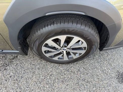 Certified 2025 Subaru Outback Premium AWD/4WD image 19