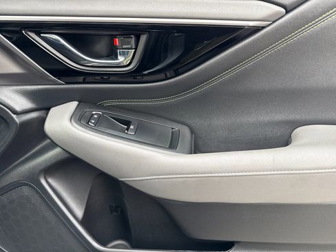 Used 2025 Subaru Outback Onyx Edition image 19