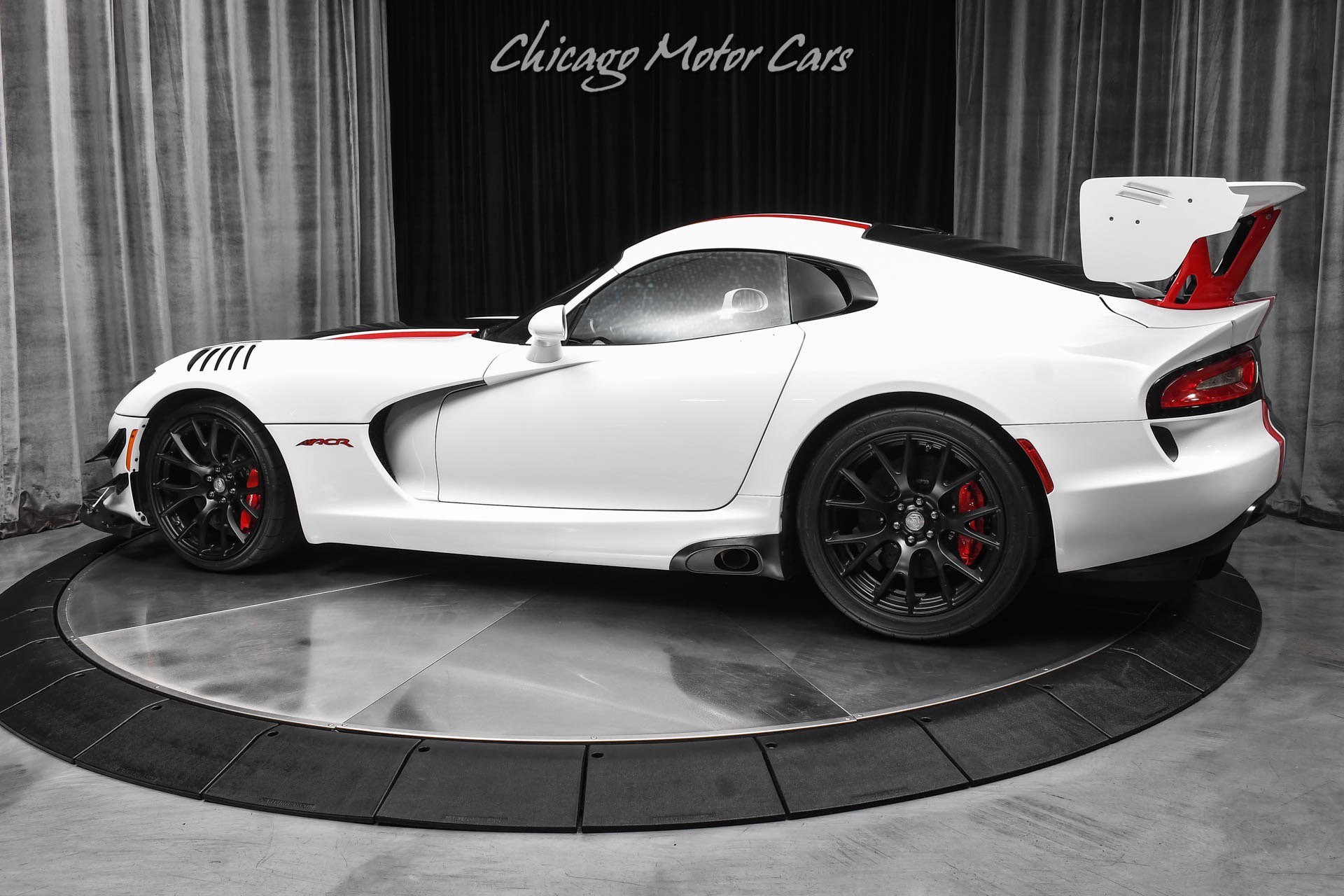 Used 2016 Dodge Viper ACR w/ Extreme Aero Package RWD image 3