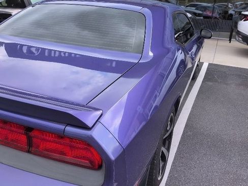 Used 2014 Dodge Challenger R/T RWD image 14