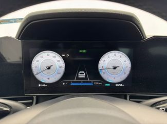 Used 2023 Hyundai Elantra SEL w/ Convenience Package video 2