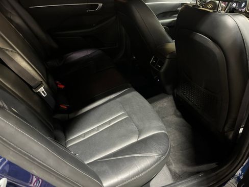 Used 2020 Hyundai Sonata SEL w/ Premium Package FWD image 16