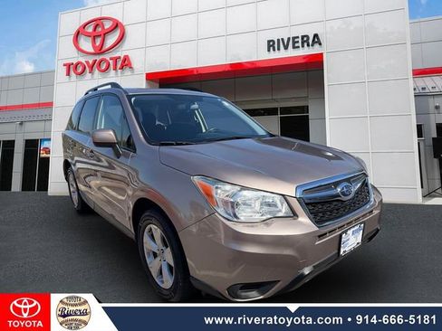 Used 2015 Subaru Forester 2.5i Premium w/ All-Weather Package AWD/4WD image 2