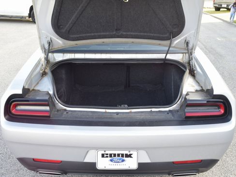 Used 2022 Dodge Challenger SXT w/ Blacktop Package image 21