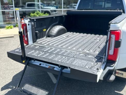Used 2026 Ford F450 Platinum w/ Platinum Plus Package AWD/4WD image 8