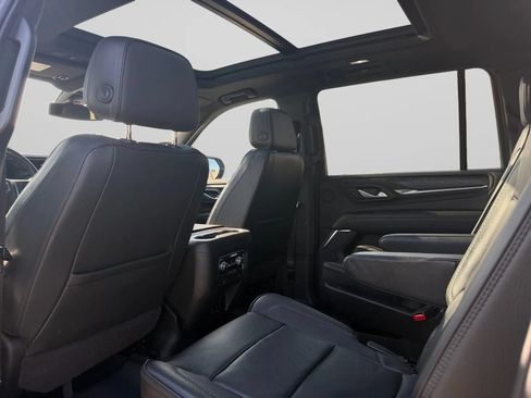 Used 2022 GMC Yukon XL Denali AWD/4WD image 25