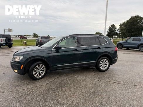 Used 2018 Volkswagen Tiguan SE AWD/4WD image 7