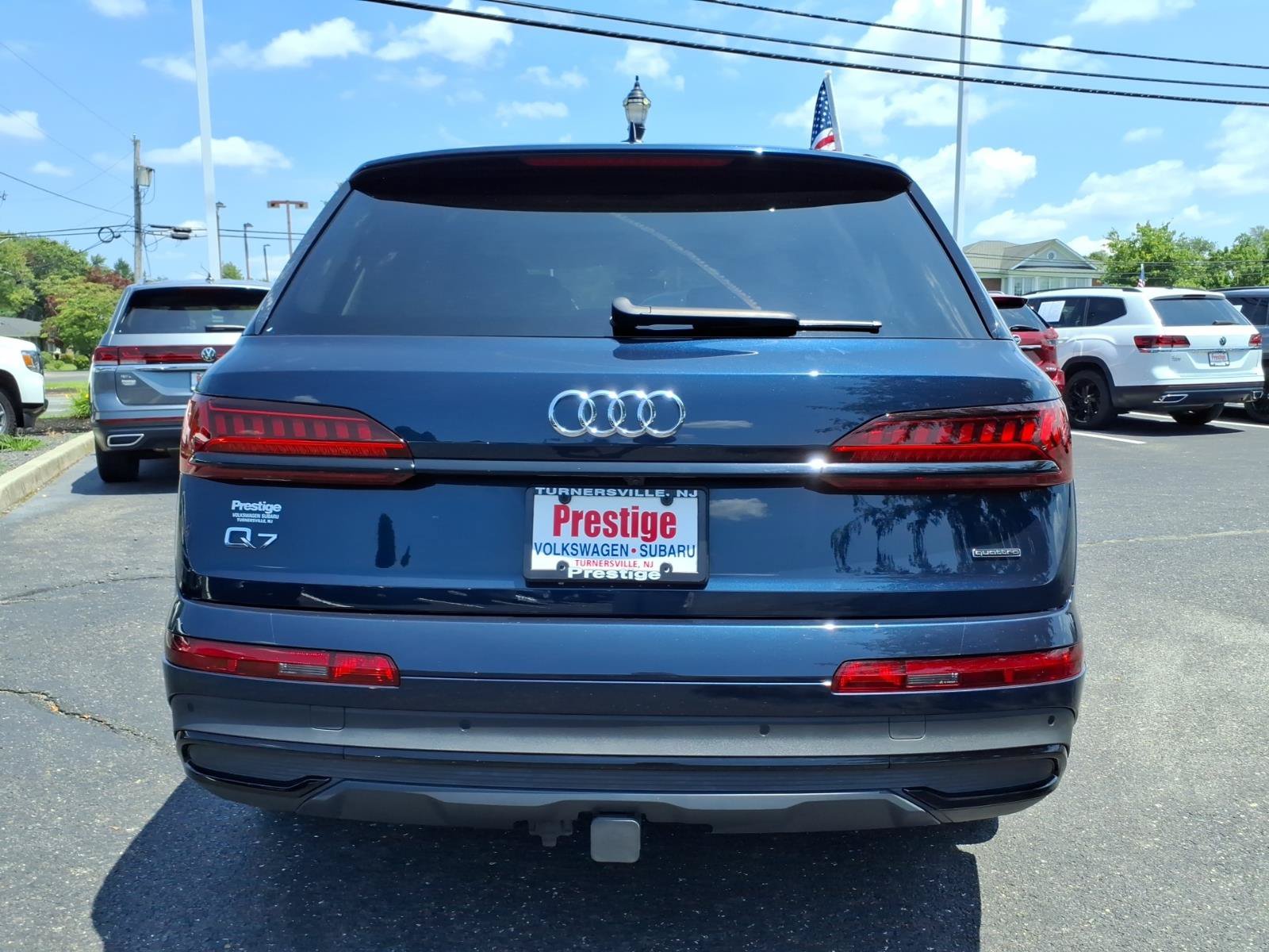 Used 2023 Audi Q7 3.0T Premium Plus AWD/4WD image 3