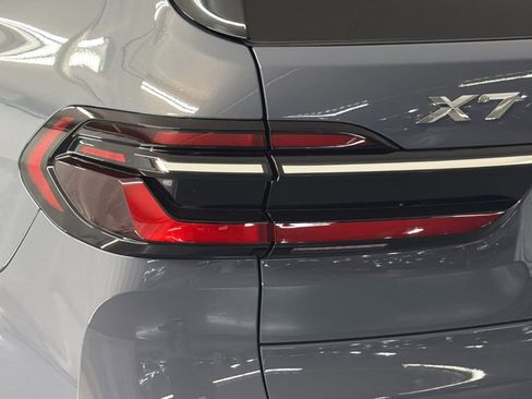 Used 2026 BMW X7 xDrive40i w/ Premium Package image 12