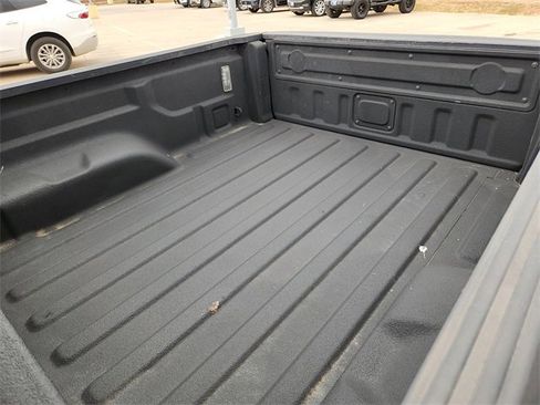 Used 2022 Jeep Gladiator Willys image 8