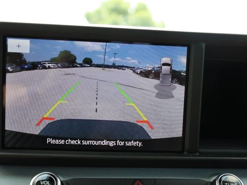 Used 2024 Ford Maverick Lariat w/ 4K Tow Package image 22