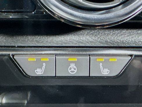 New 2025 Nissan Sentra SV w/ All-Weather Package image 17