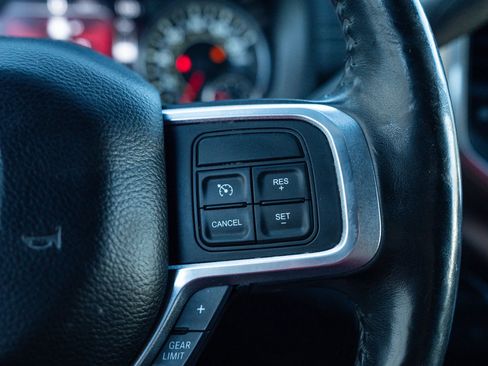 Used 2019 RAM 2500 Laramie w/ Night Edition AWD/4WD image 25