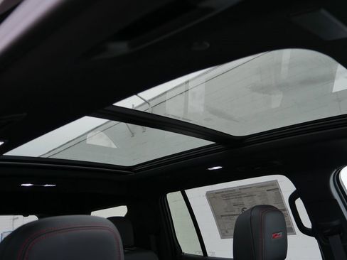 New 2026 Chevrolet Traverse Z71 w/ Enhanced Driving Package image 24