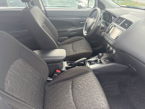 Used 2024 Mitsubishi Outlander Sport ES image 18