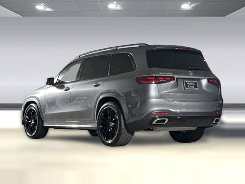 Used 2026 Mercedes-Benz GLS 450 450 image 3